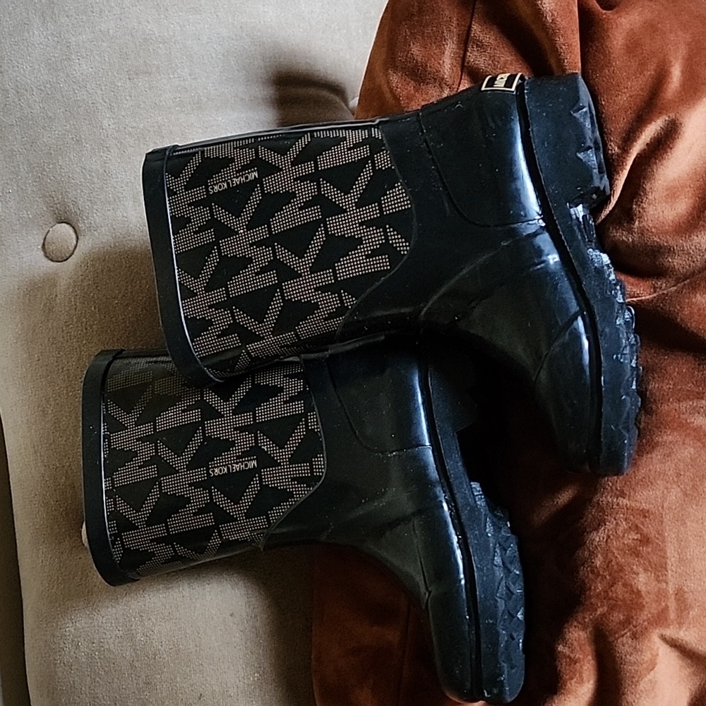 Girl's Daisy logo Michael Kors rainboots